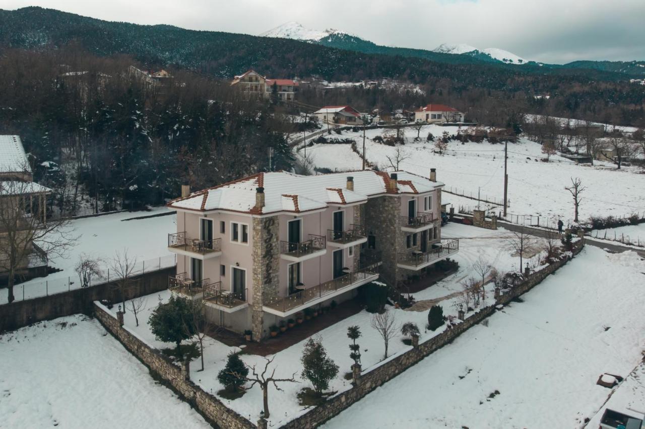 Filoxenia Hotel Koutsodimos Exterior photo